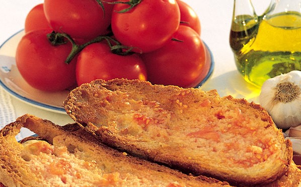 Sants Gen&iacute;s 22: Pa amb tom&agrave;quet