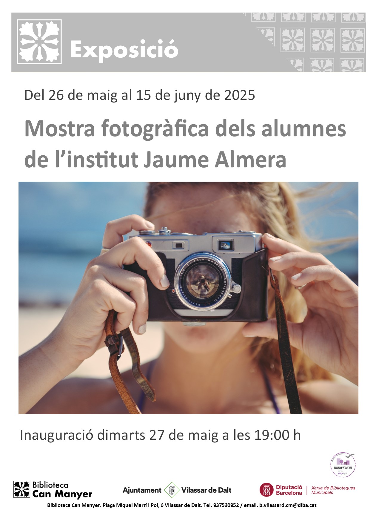 Inauguració de l'exposició fotogràfica dels alumnes de l'Institut Jaume Almera