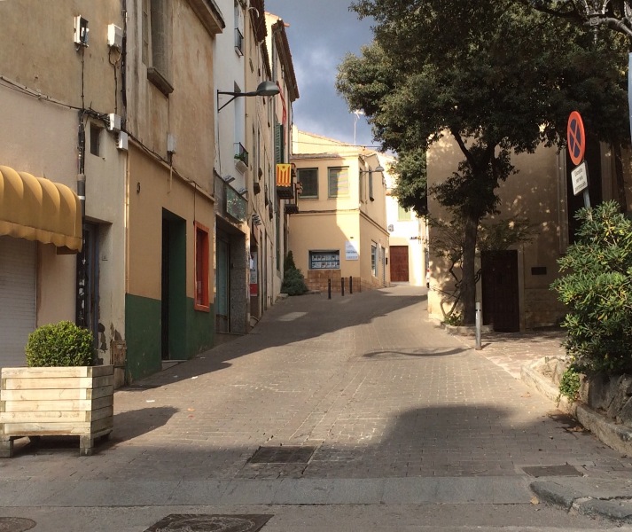 Carrer Àngel Guimerà