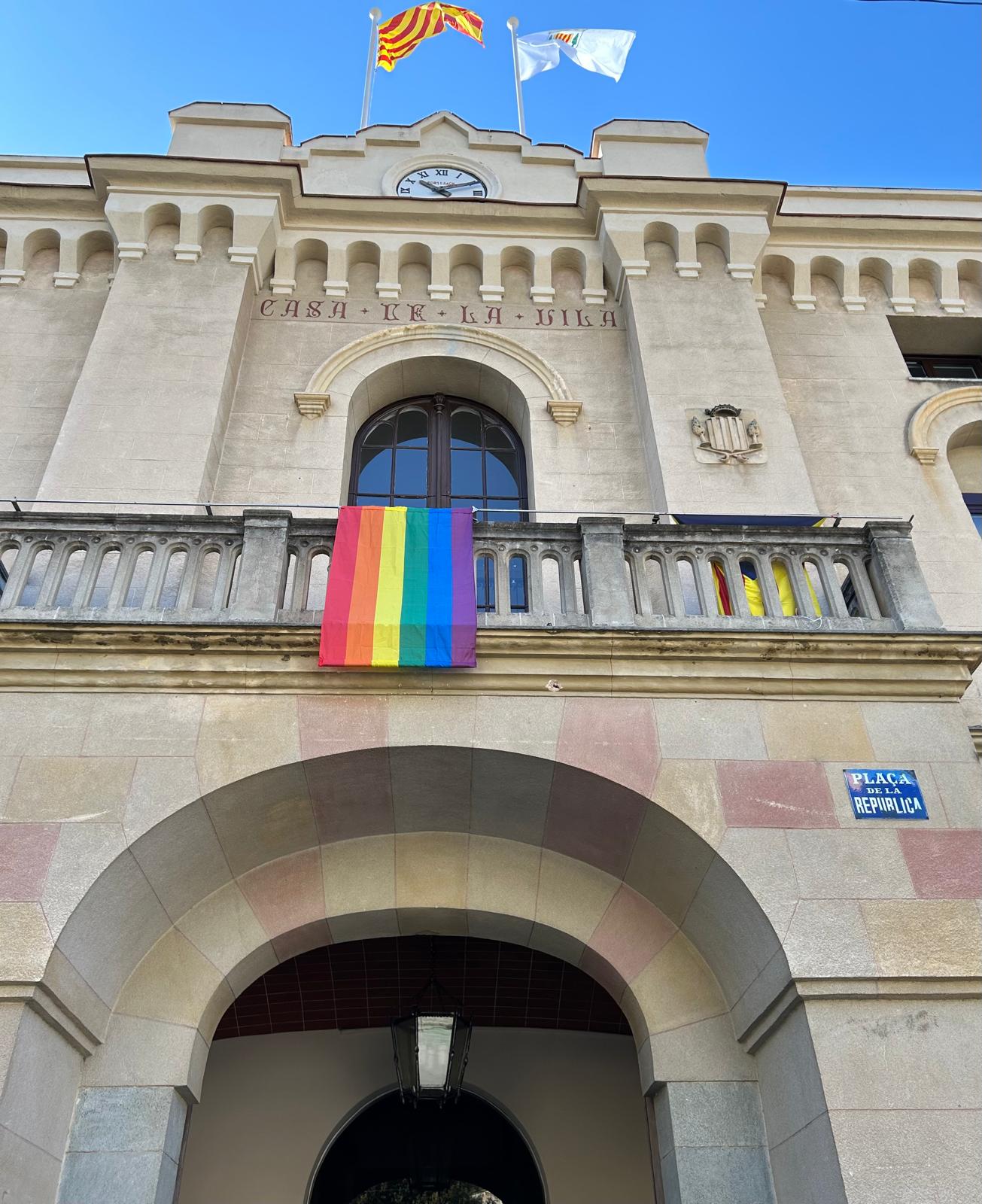 Vilassar se suma a la commemoració del Dia Internacional Contra l´Homofòbia, la Transfòbia i la Bifòbia 