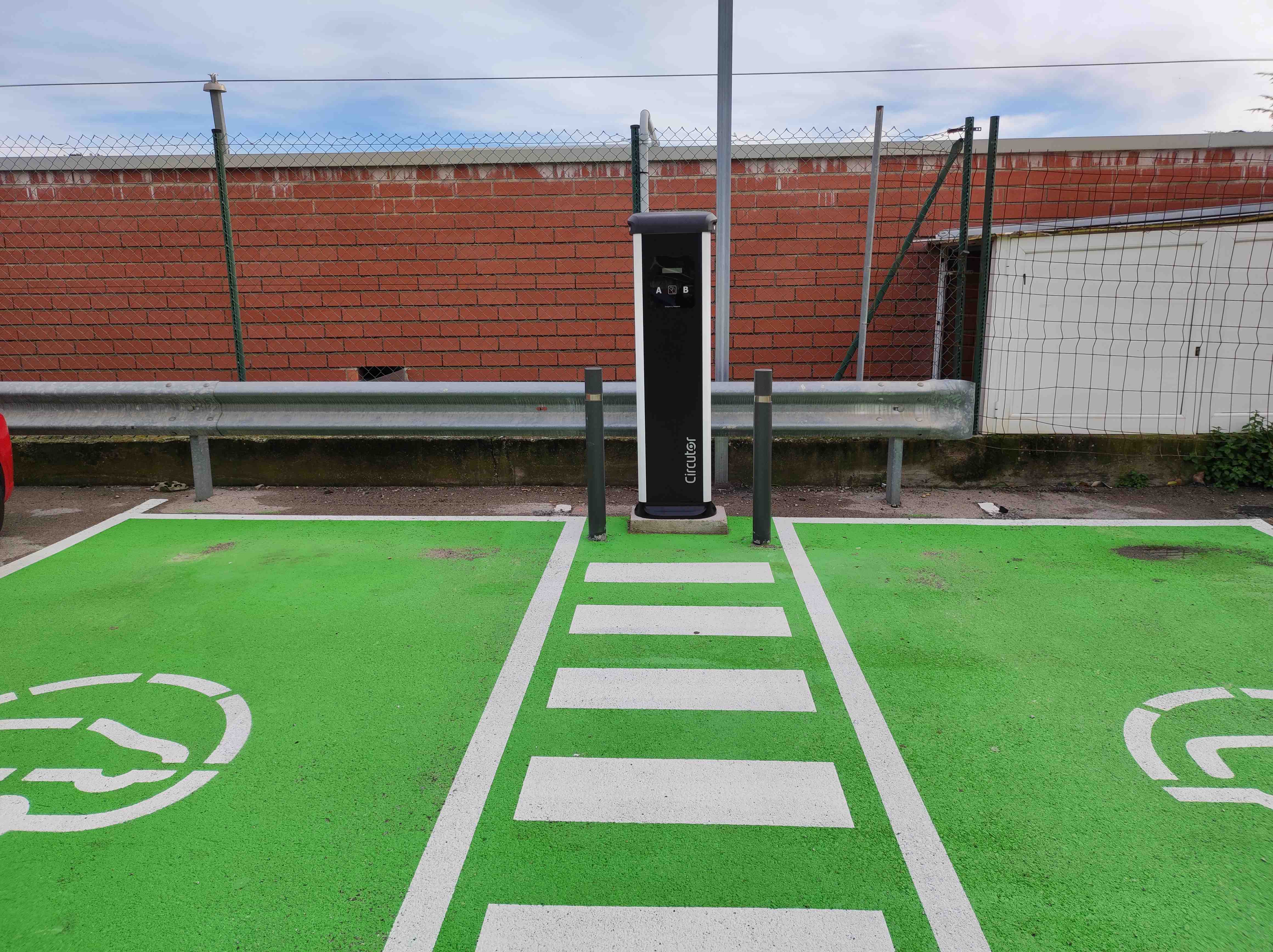 Vilassar amplia els punts de rec&agrave;rrega de vehicles el&egrave;ctrics 